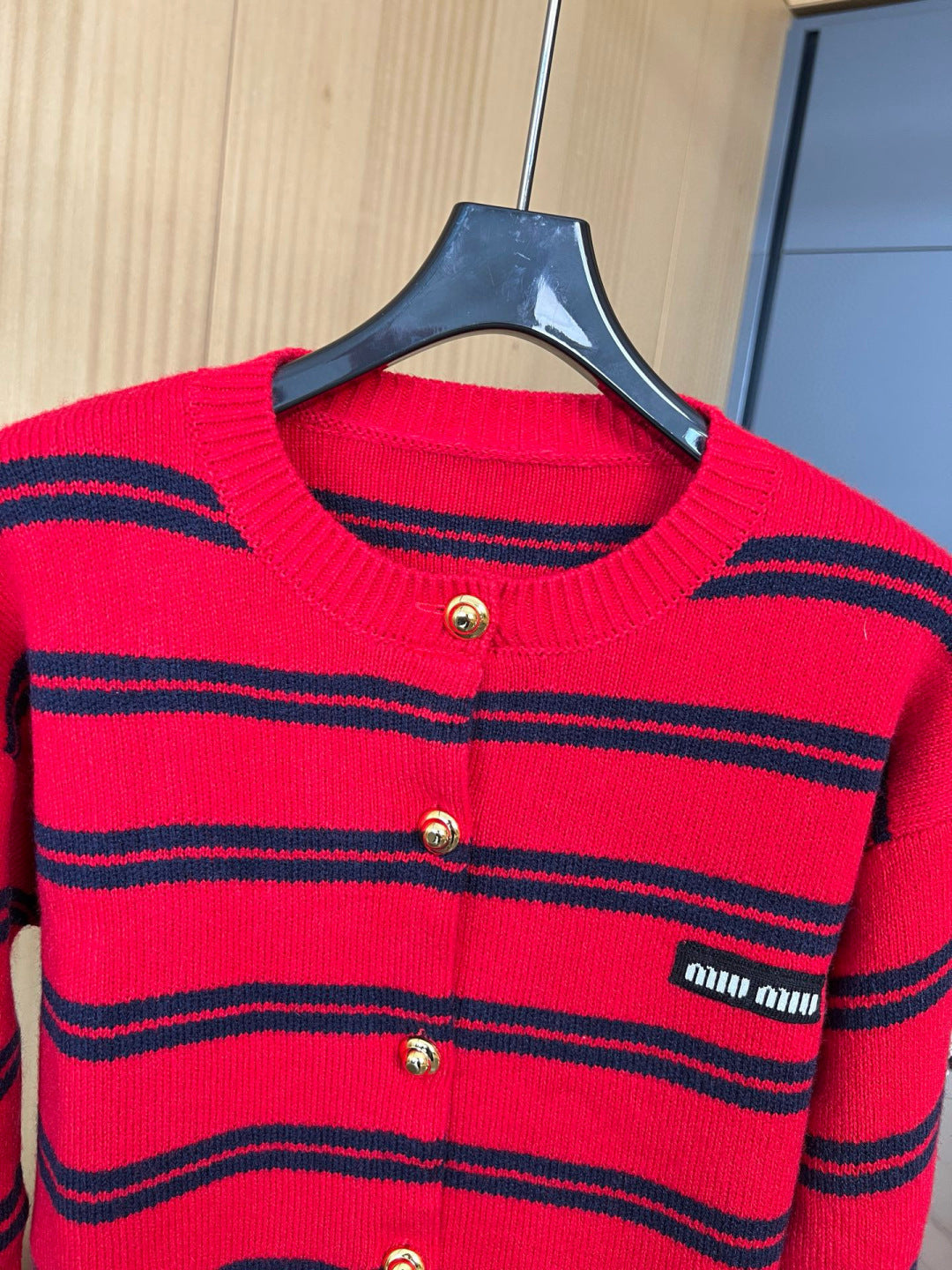 MIUMIU CARDIGAN STYLE 181