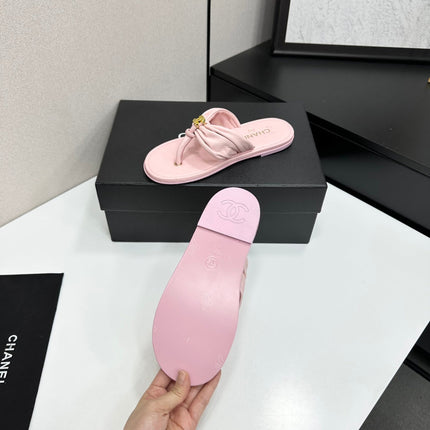 CHANEL 26S THONG SANDALS IN LIGHT PINK LAMBSKIN