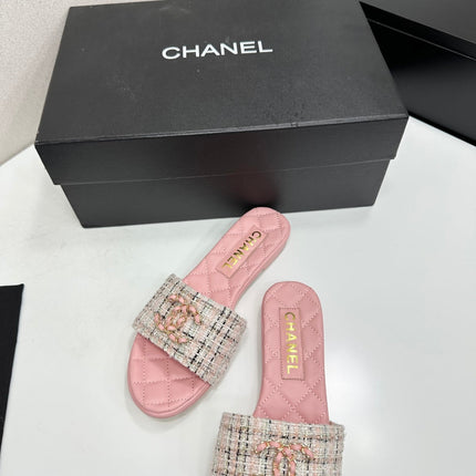 CHANEL 26S SANDALS IN PINK LAMBSKIN AND WHITE TWEED