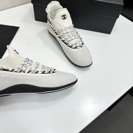 CHANEL 26S SNEAKERS IN WHITE SUEDE AND MESH