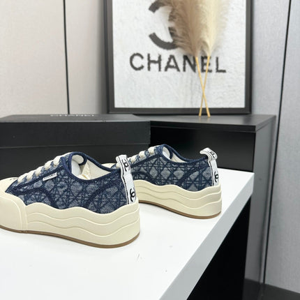 CHANEL 26S CHUNKY SNEAKERS IN NAVY BLUE DIAMOND-PATTERNED WOVEN FABRIC