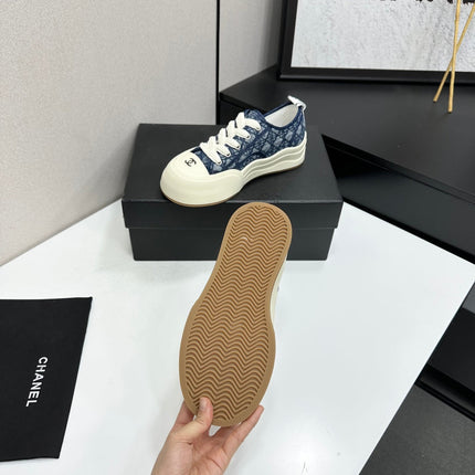CHANEL 26S CHUNKY SNEAKERS IN NAVY BLUE DIAMOND-PATTERNED WOVEN FABRIC