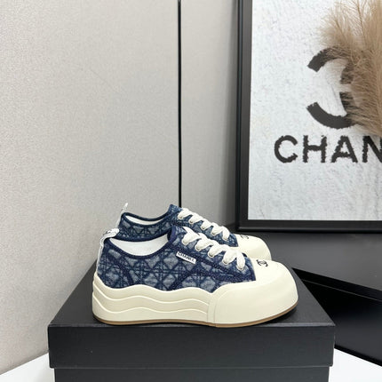 CHANEL 26S CHUNKY SNEAKERS IN NAVY BLUE DIAMOND-PATTERNED WOVEN FABRIC