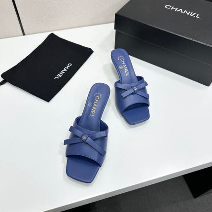 CHANEL 26S HIGH HEEL MULE SANDALS 50 MM IN BLUE LAMBSKIN WITH BOW DETAIL