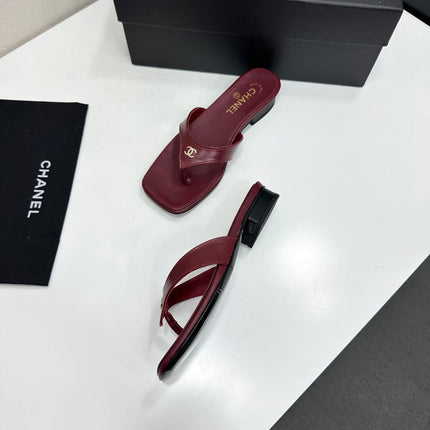 CHANEL 26S THONG SANDALS IN BURGUNDY LAMBSKIN