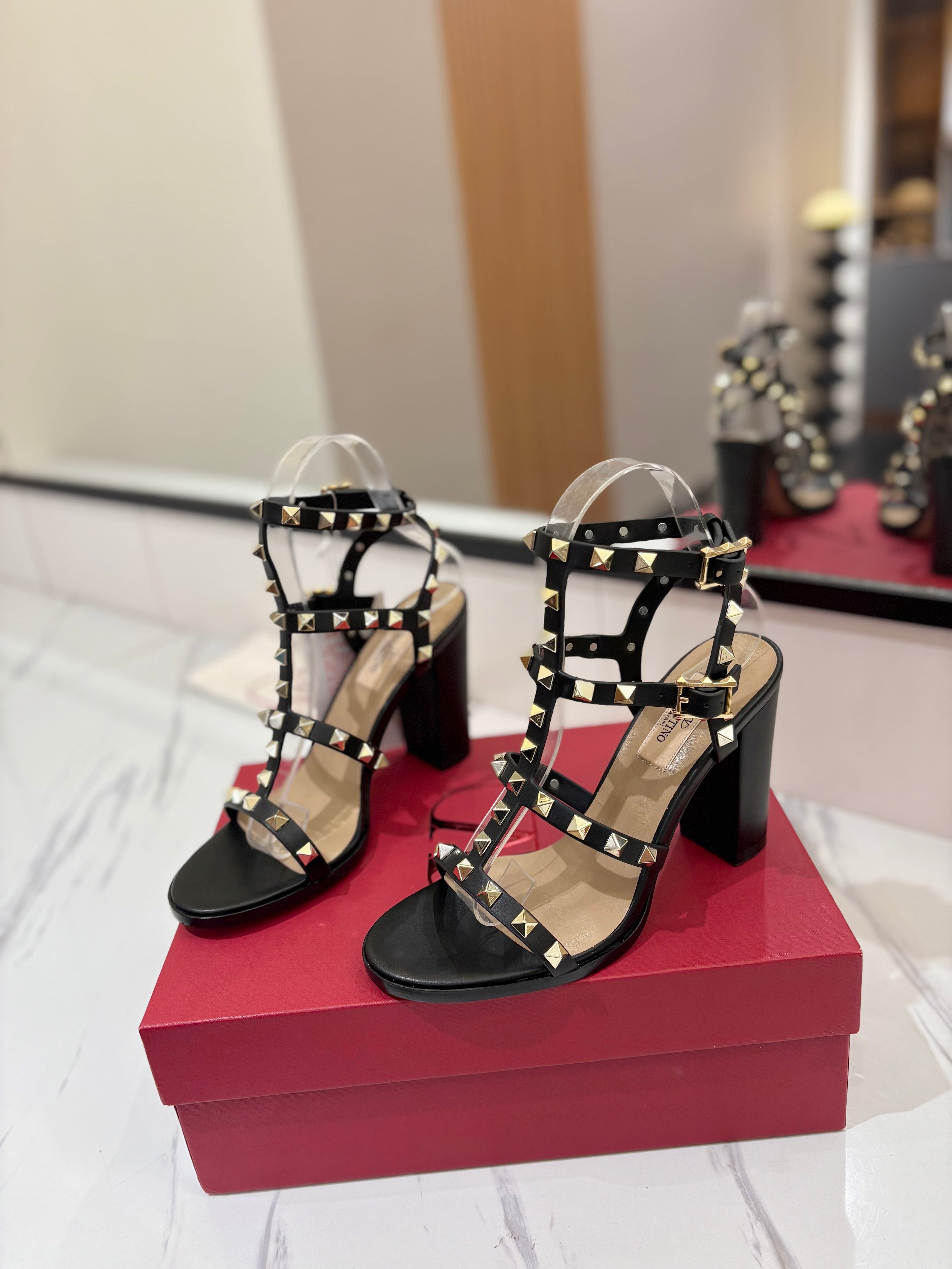 VALENTINO 26S STUDDED HIGH HEEL SANDALS 90 MM IN BLACK CALFSKIN