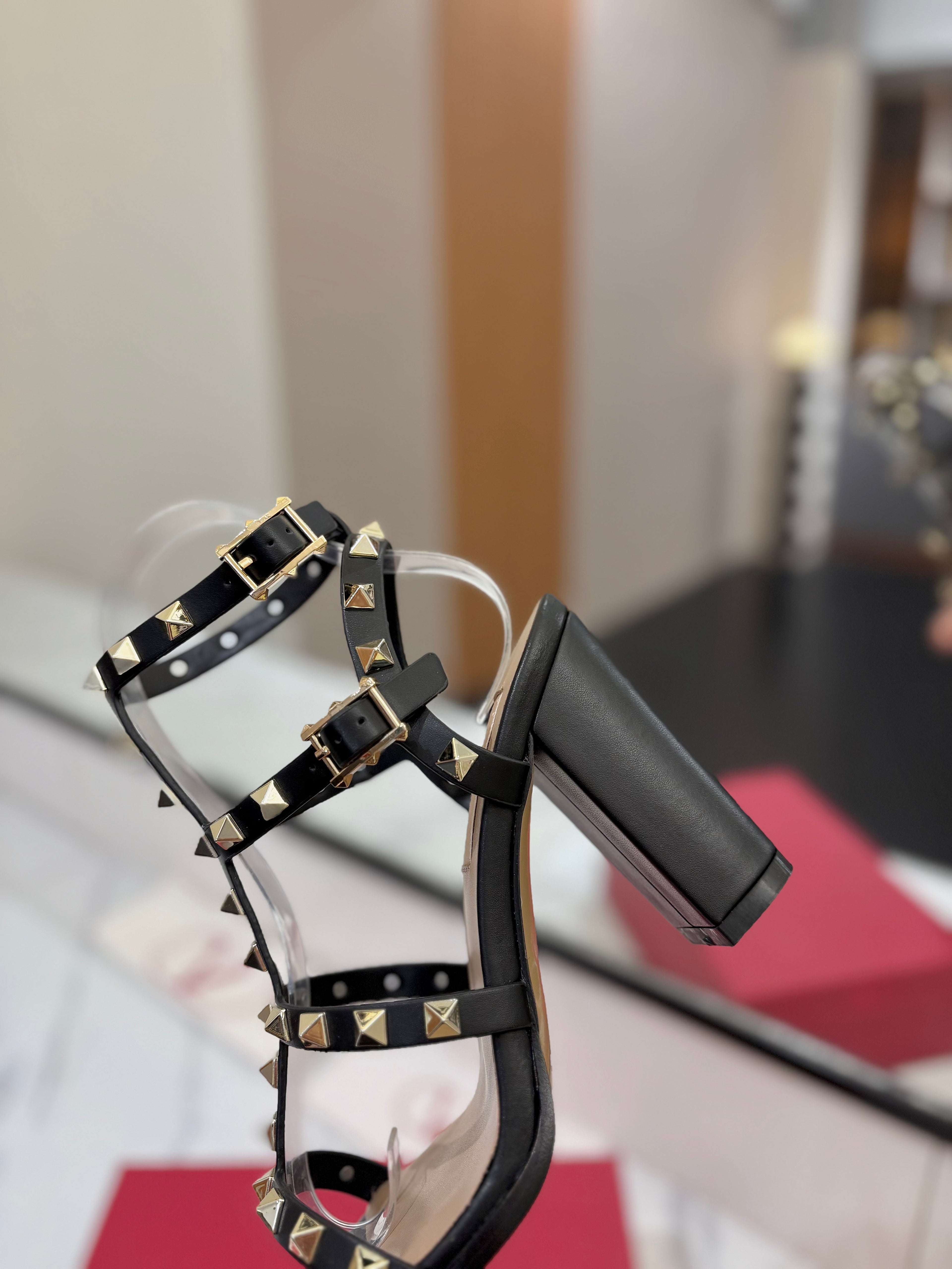 VALENTINO 26S STUDDED HIGH HEEL SANDALS 90 MM IN BLACK CALFSKIN
