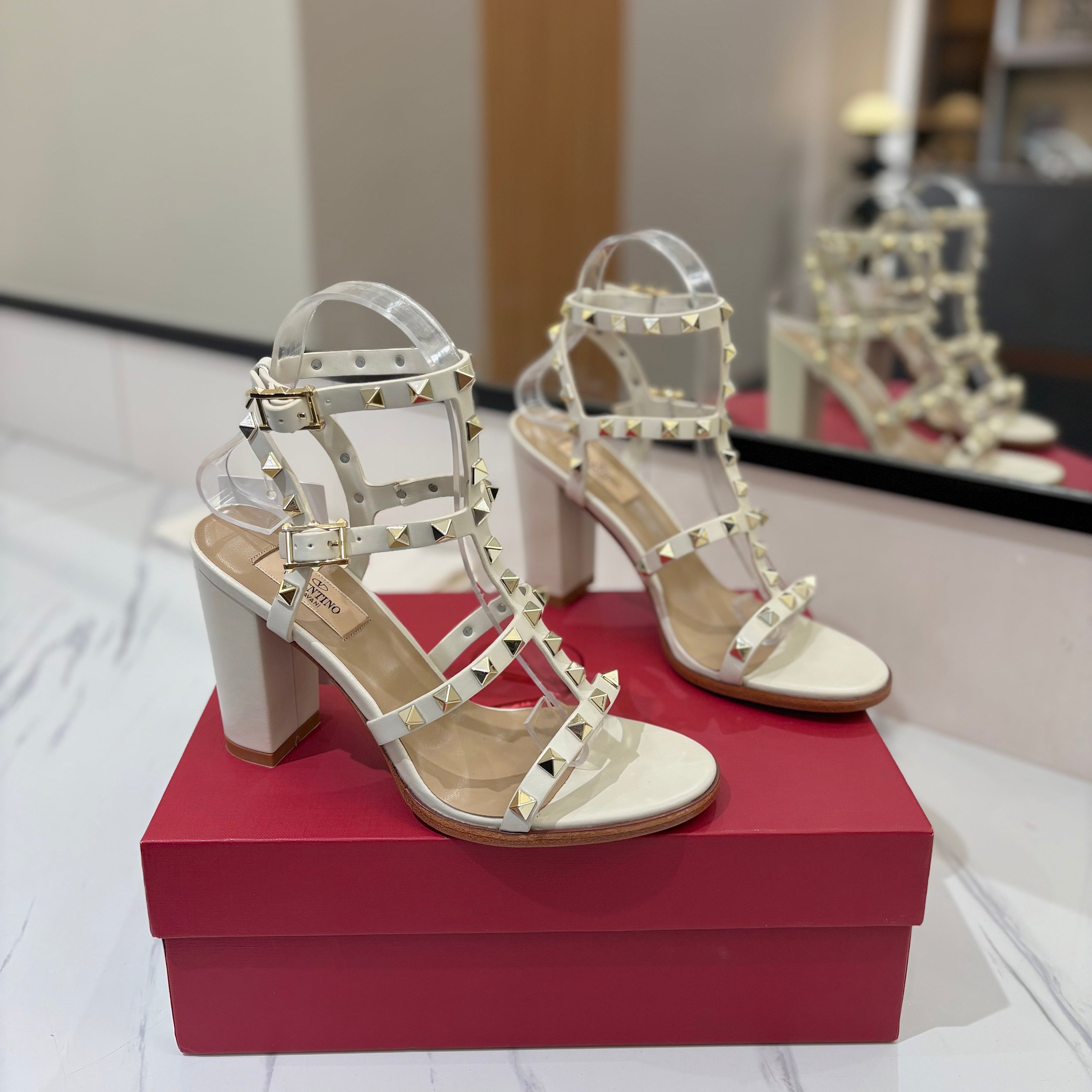 VALENTINO 26S STUDDED HIGH HEEL SANDALS 90 MM IN CREAM WHITE CALFSKIN