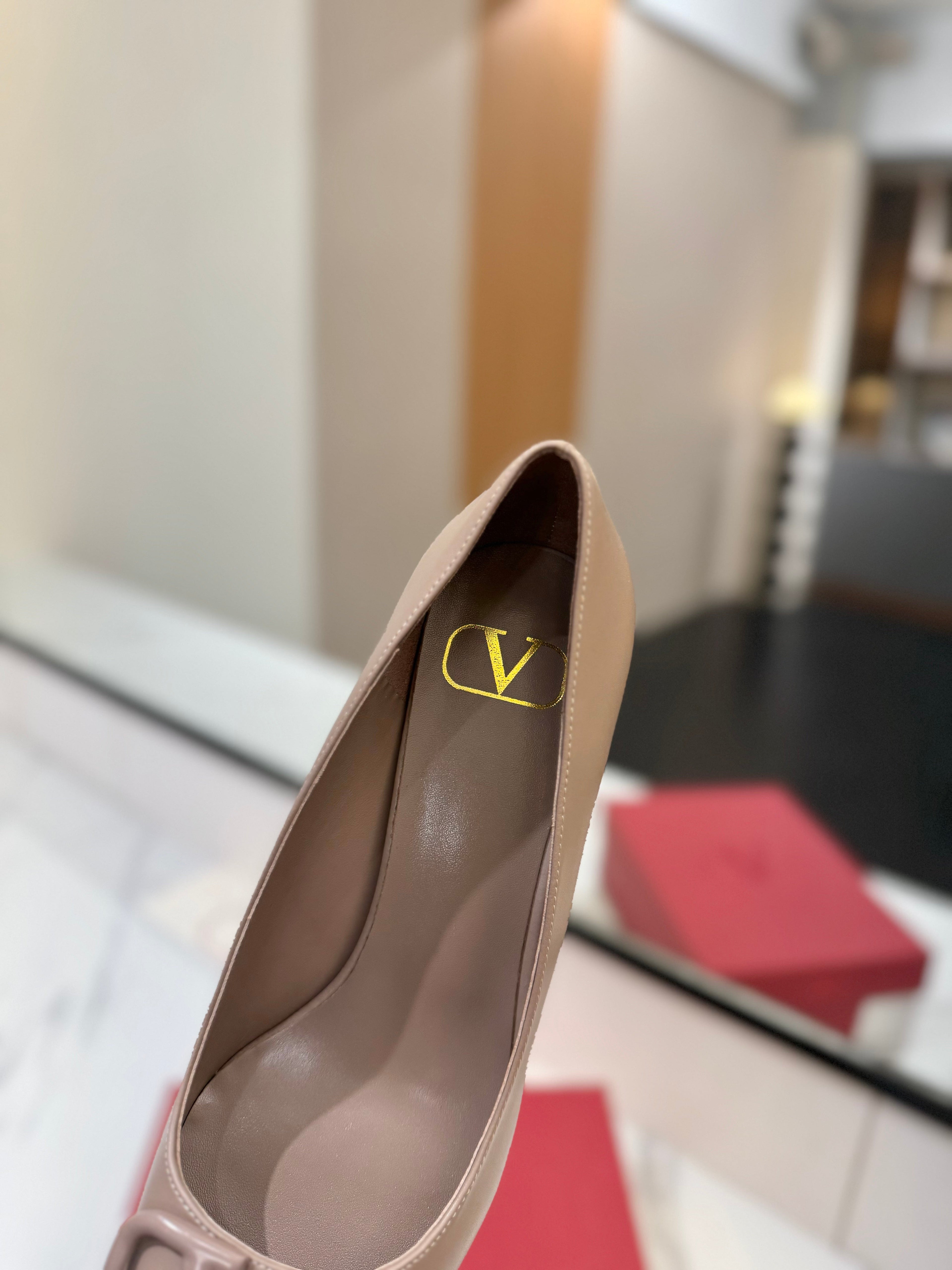 VALENTINO 26S HIGH HEELS 75 MM IN BEIGE SMOOTH CALFSKIN