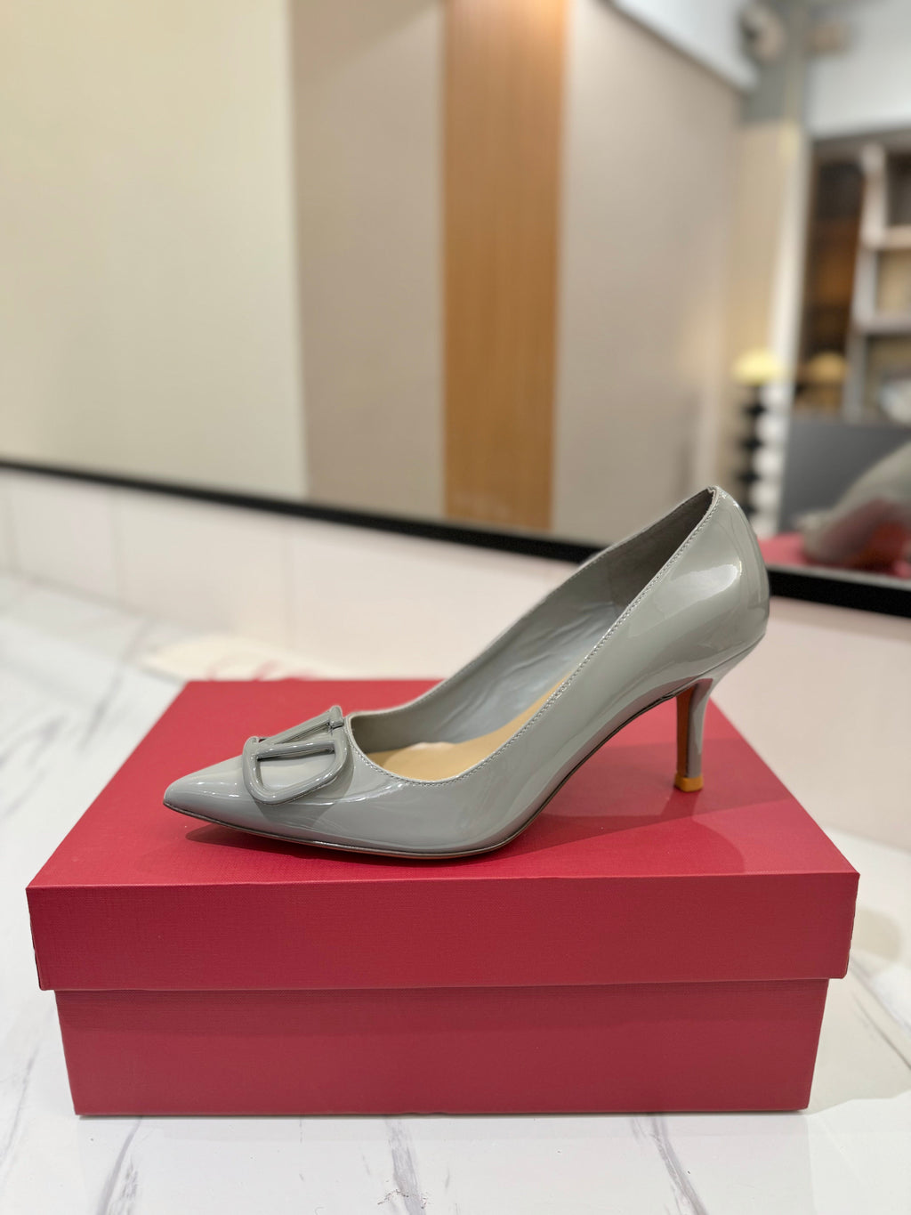 VALENTINO 26S HIGH HEELS 75 MM IN GREY PATENT CALFSKIN