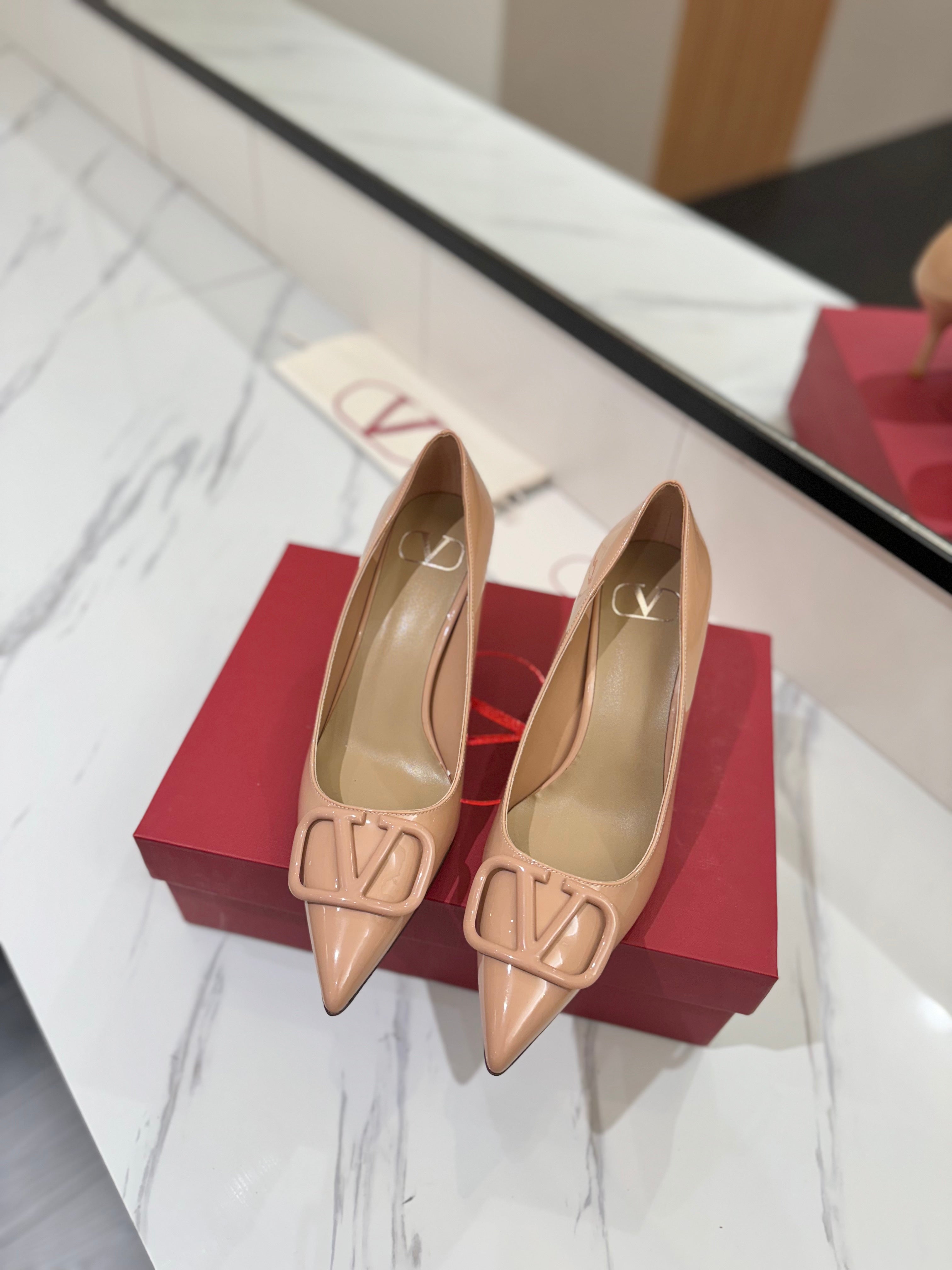 VALENTINO 26S HIGH HEELS 75 MM IN NUDE PATENT CALFSKIN