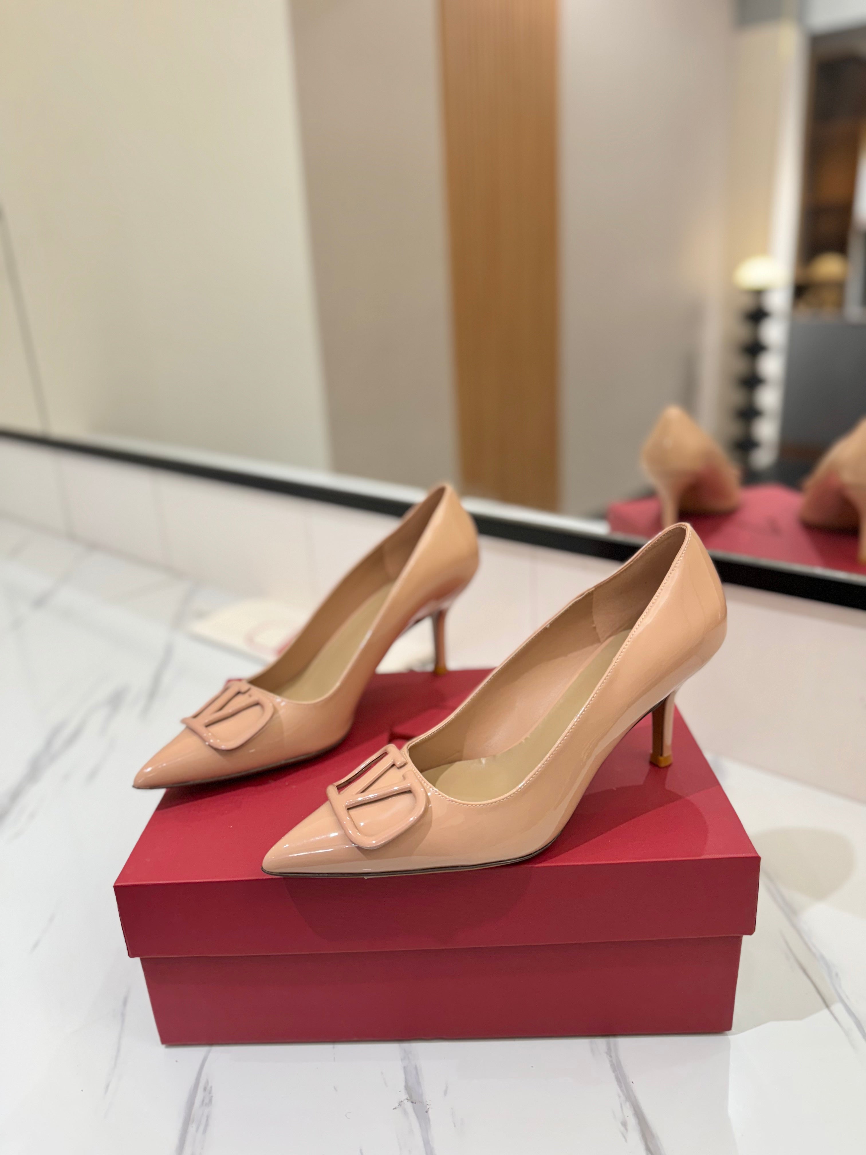 VALENTINO 26S HIGH HEELS 75 MM IN NUDE PATENT CALFSKIN