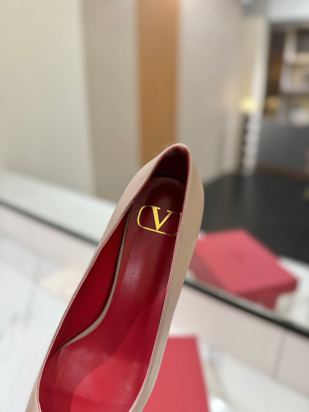 VALENTINO 26S HIGH HEELS 45 MM IN BEIGE SMOOTH CALFSKIN WITH GOLD HARDWARE