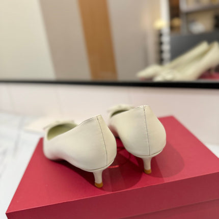 VALENTINO 26S HIGH HEELS 45 MM IN CREAM WHITE SMOOTH CALFSKIN