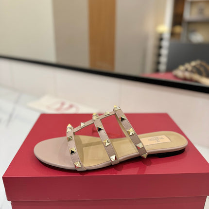VALENTINO 26S SANDALS IN NUDE CALFSKIN WITH GOLD STUDS