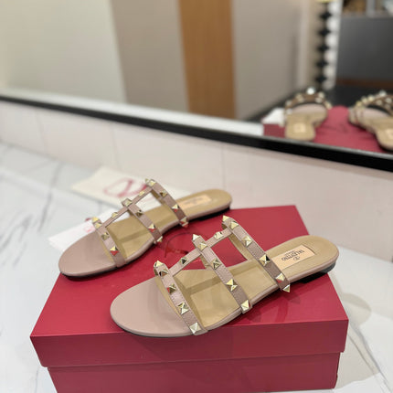 VALENTINO 26S SANDALS IN NUDE CALFSKIN WITH GOLD STUDS