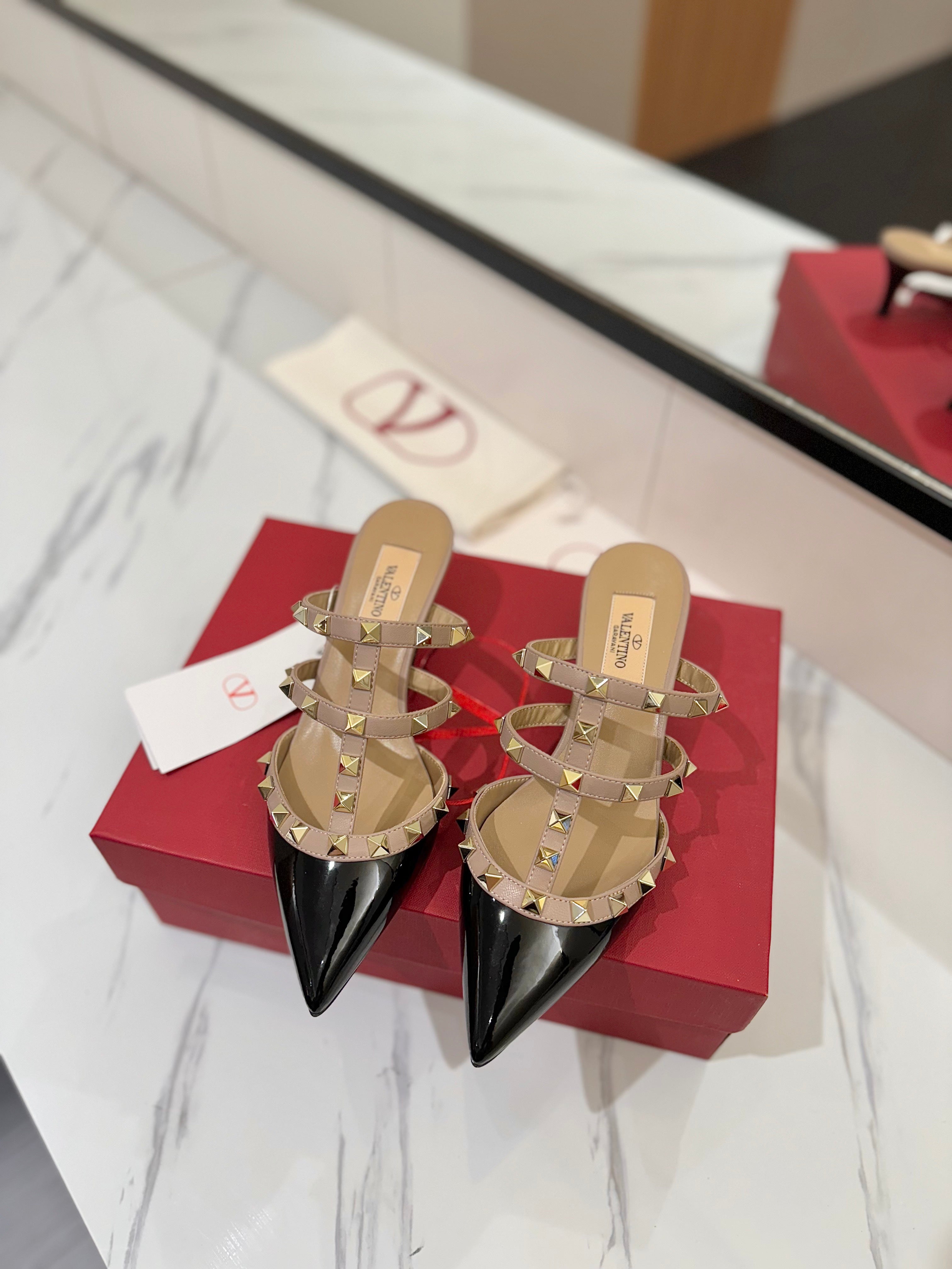 VALENTINO 26S STUDDED HEELED MULES 50 MM IN BLACK PATENT CALFSKIN
