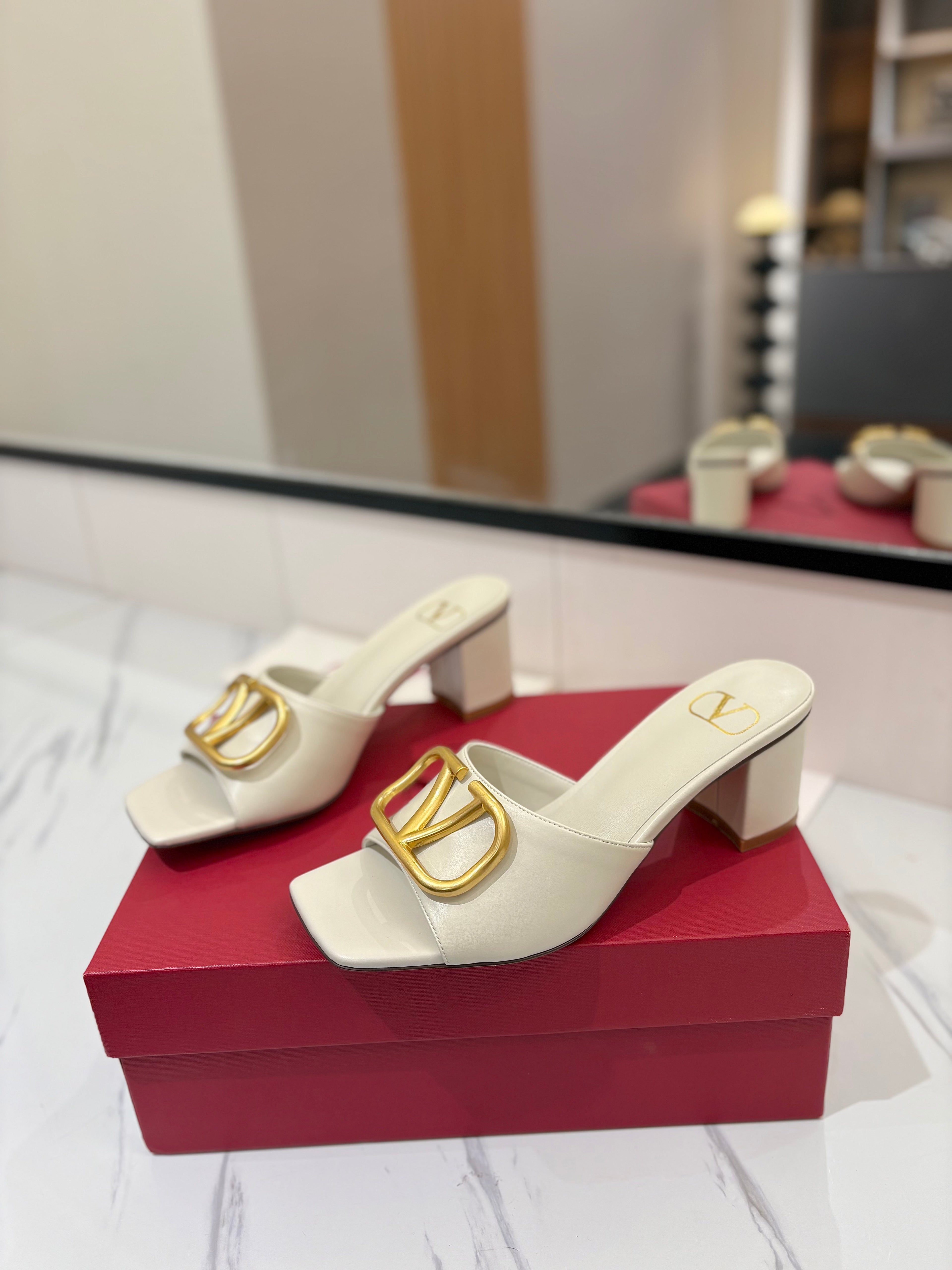 VALENTINO 26S HIGH-HEEL SANDALS 60 MM IN WHITE CALFSKIN WITH GOLD HARDWARE