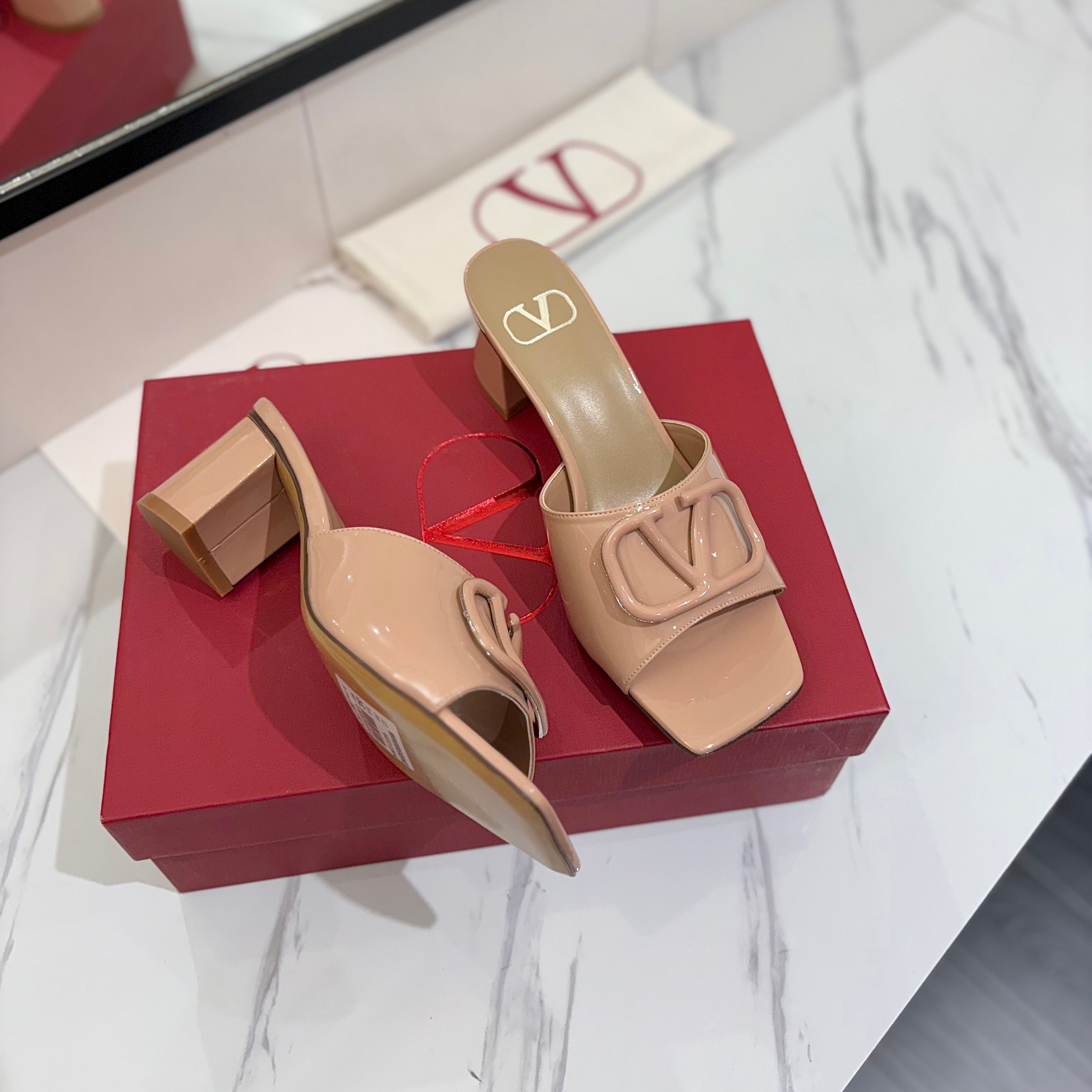 VALENTINO 26S HIGH-HEEL SANDALS 60 MM IN NUDE PINK PATENT CALFSKIN