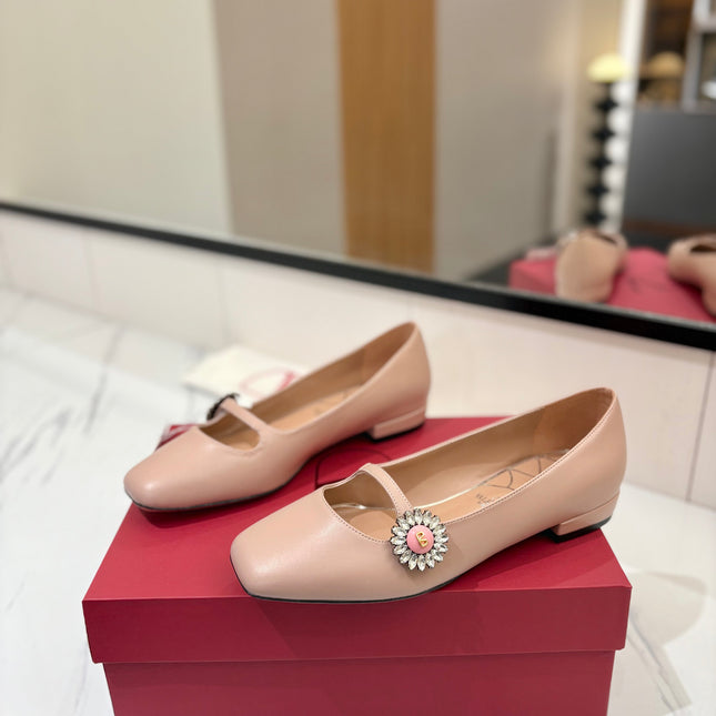 VALENTINO 26S MARY JANE FLATS IN NUDE PINK CALFSKIN WITH CRYSTAL FLOWER