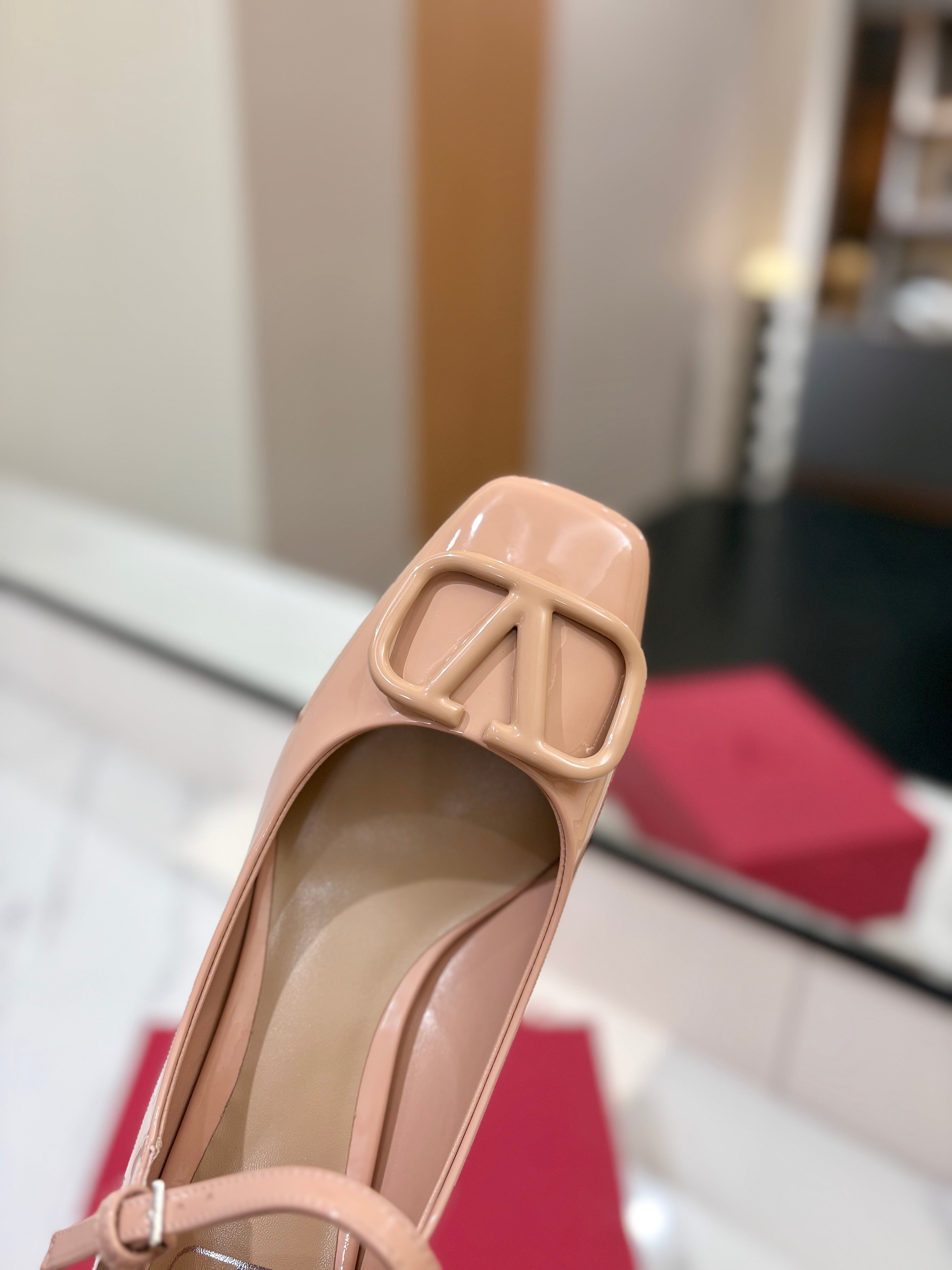 VALENTINO 26S MARY JANE HEELS 60 MM IN NUDE PATENT CALFSKIN