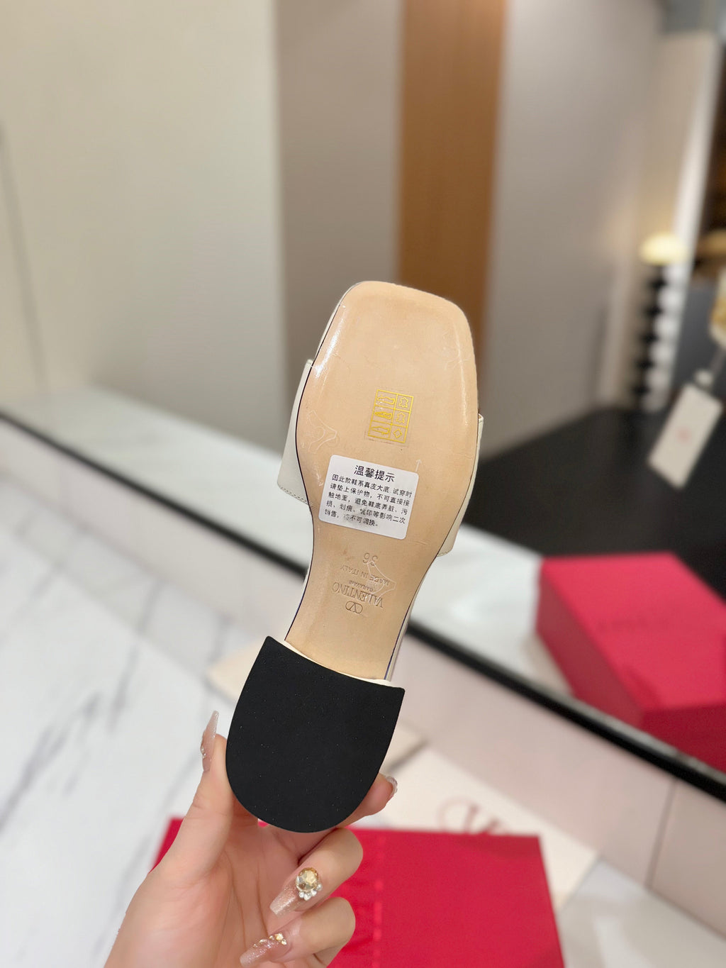 VALENTINO 26S SANDALS IN WHITE SMOOTH CALFSKIN WITH GOLD HARDWARE