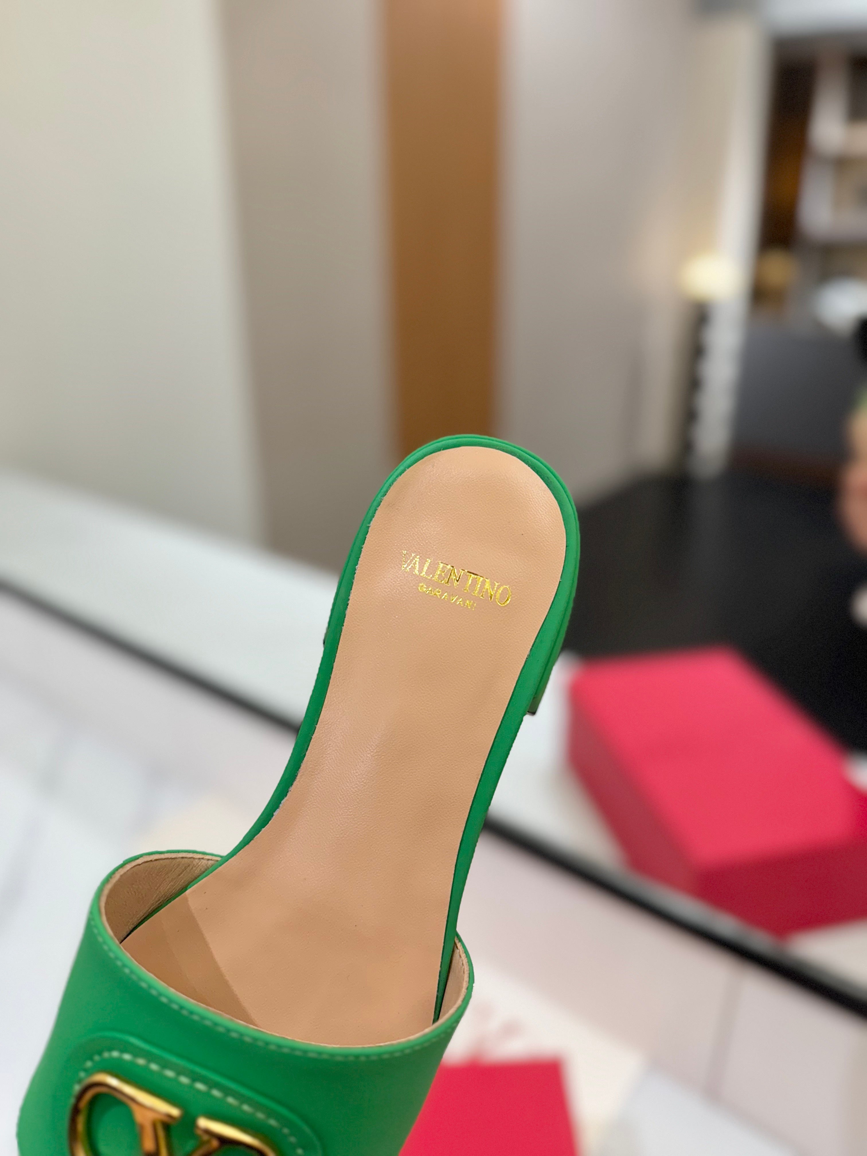 VALENTINO 26S SANDALS IN GREEN SMOOTH CALFSKIN WITH GOLD HARDWARE