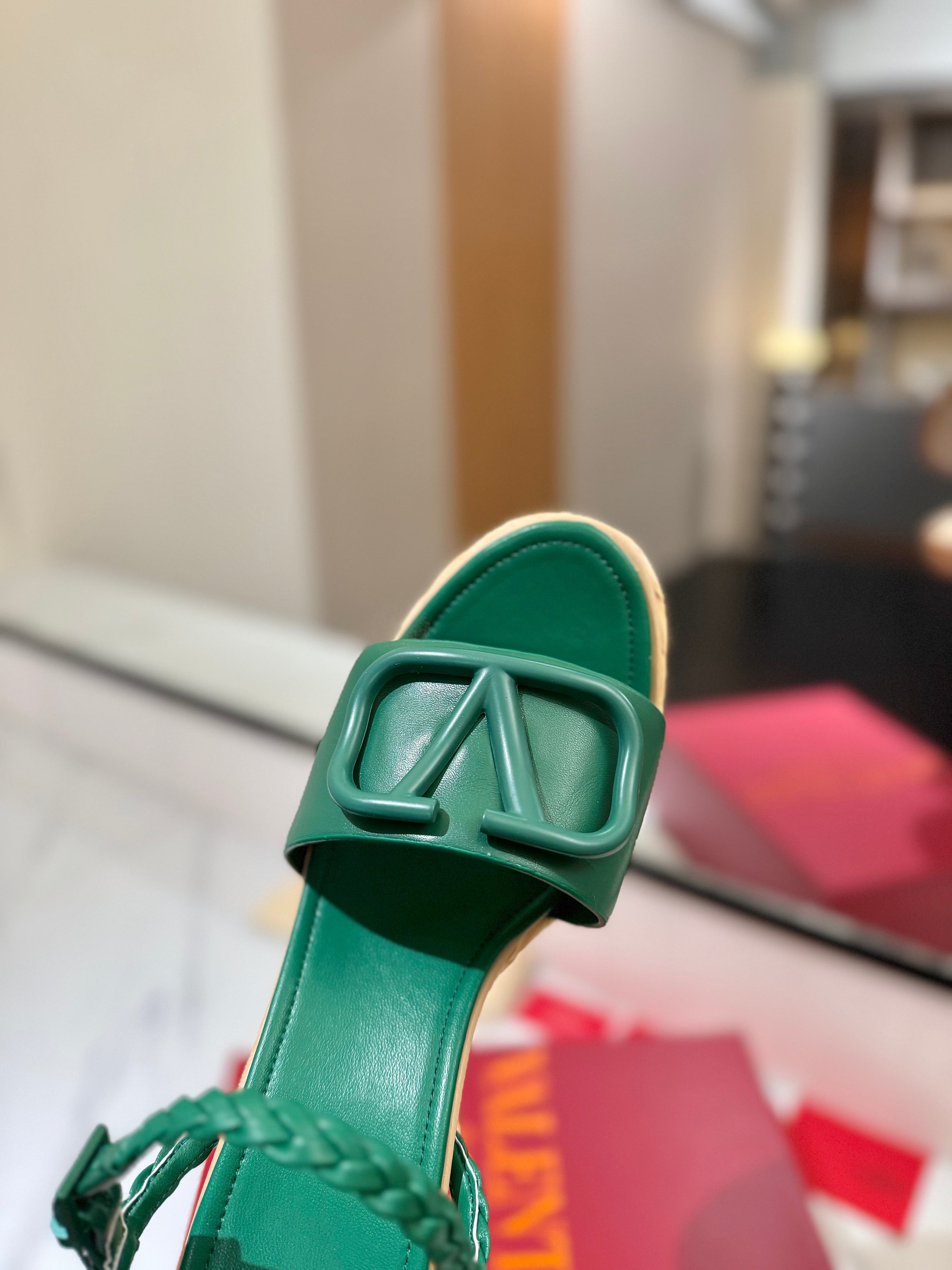 VLTN ESPADRILLE WEDGE SANDALS 25S 115 MM IN DARK GREEN LAMBSKIN