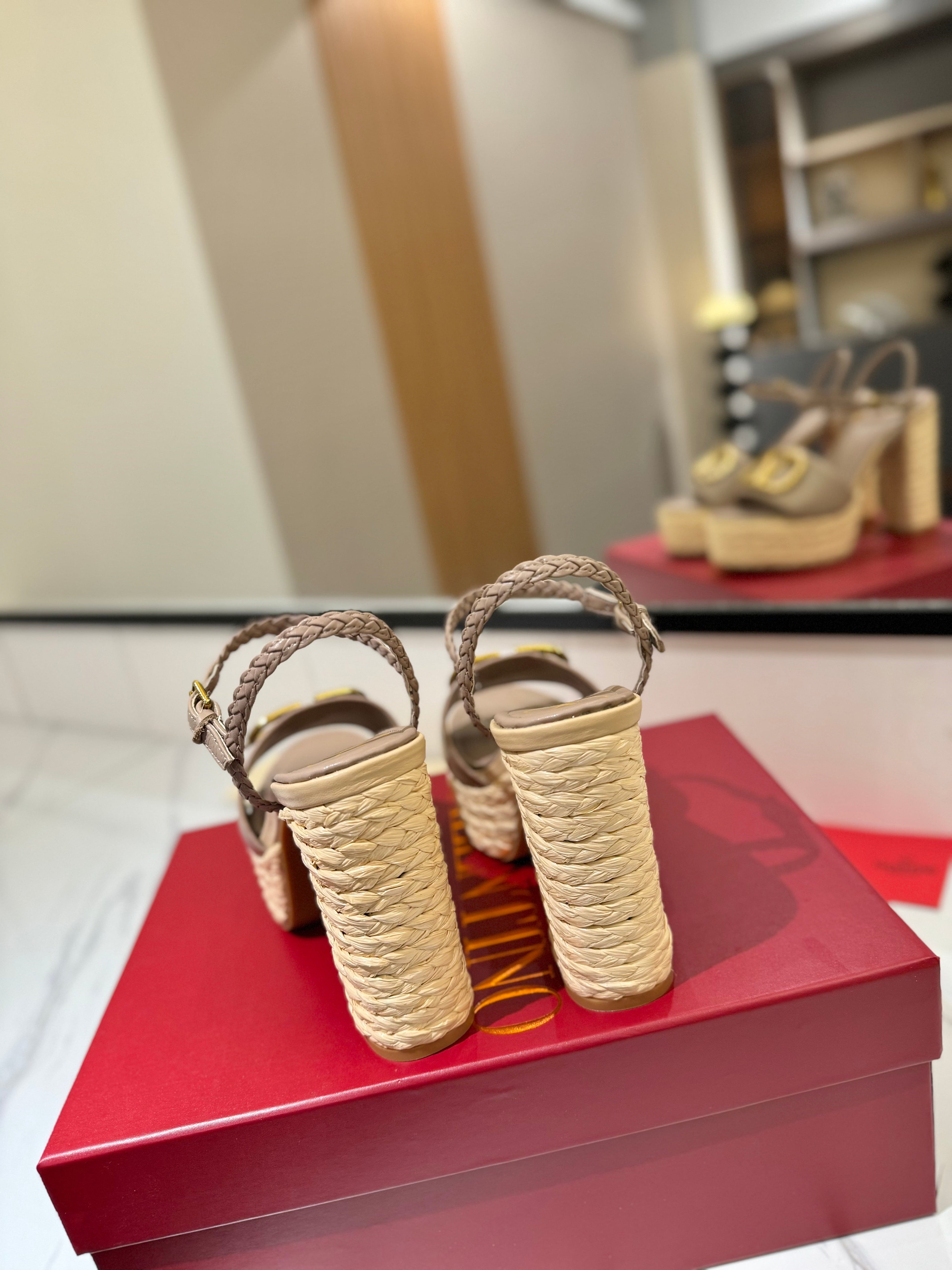 VLTN ESPADRILLE WEDGE SANDALS 25S 115 MM IN BEIGE BROWN LAMBSKIN WITH GOLD HARDWARE