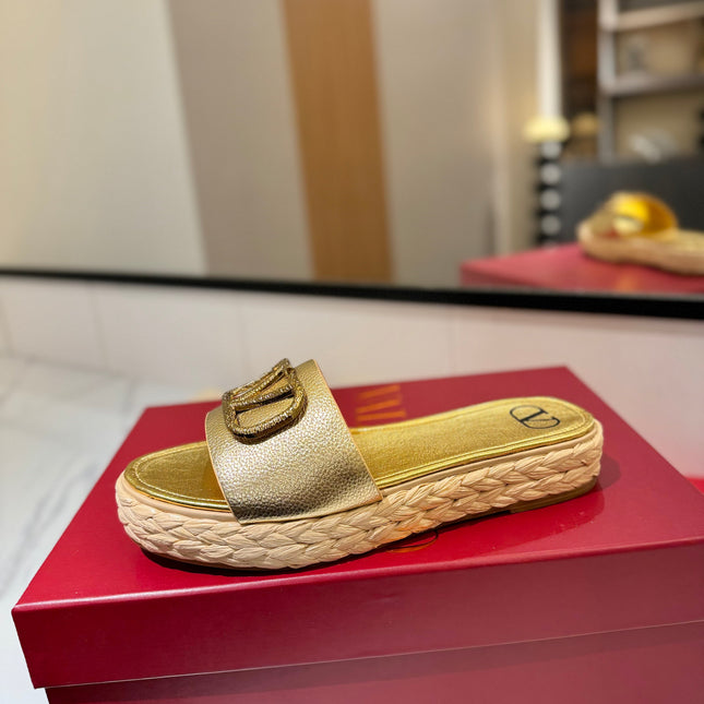 VLTN ESPADRILLE SLIDES 25S IN GOLD LAMBSKIN STYLE 1