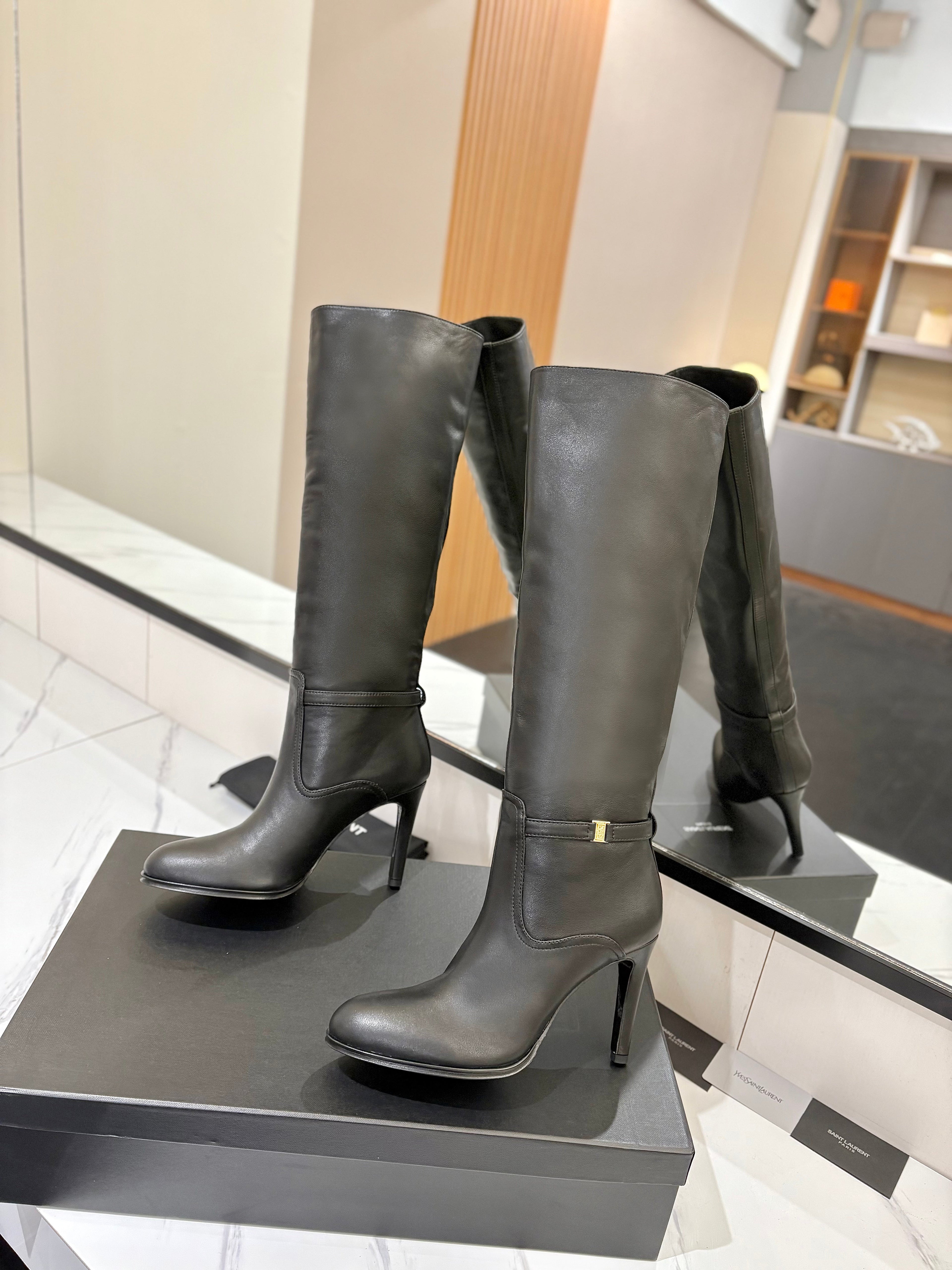 YSL 26S KNEE-HIGH BOOTS 95 MM IN BLACK CALFSKIN