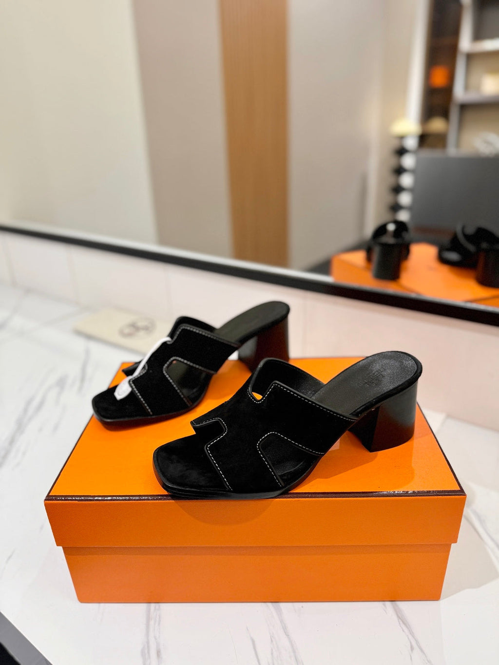 HM 26S HELIA SANDAL 70MM IN BLACK SUEDE