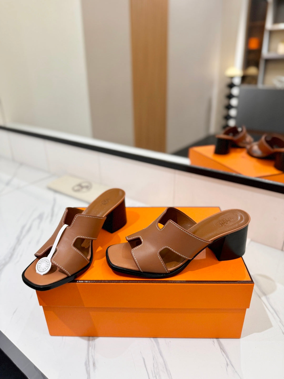 HM 26S HELIA SANDAL 70MM IN CARAMEL BROWN CALFSKIN