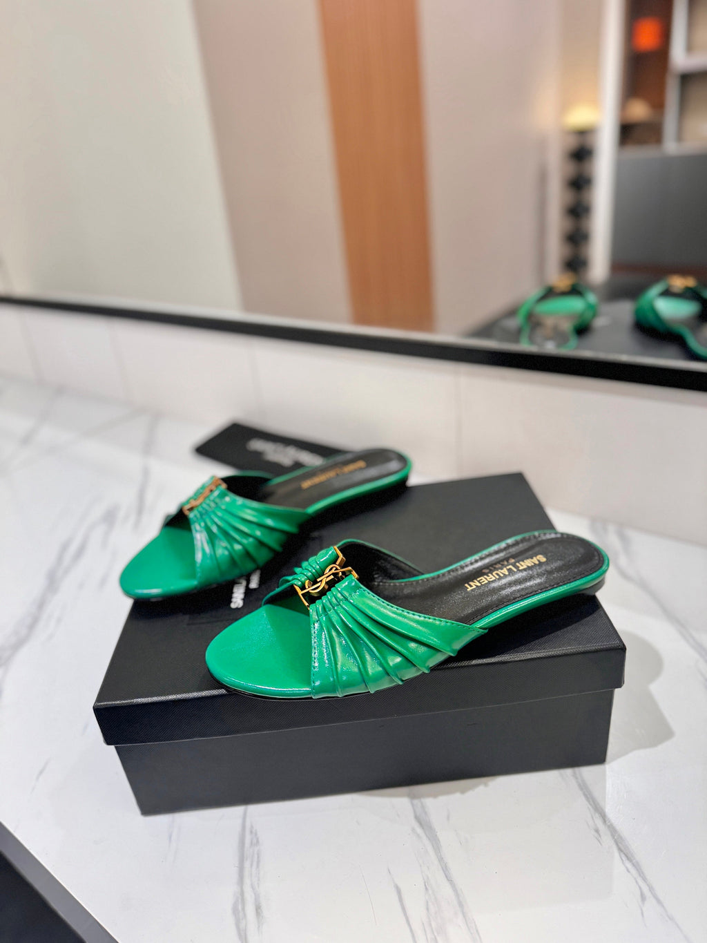 YSL 26S BABYLONE FLAT MULES IN GREEN LAMBSKIN