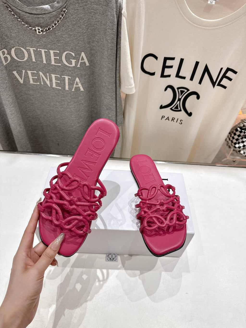 LOEWE 26S PETAL ANAGRAM SLIDE IN DARK ROSE PINK CALFSKIN