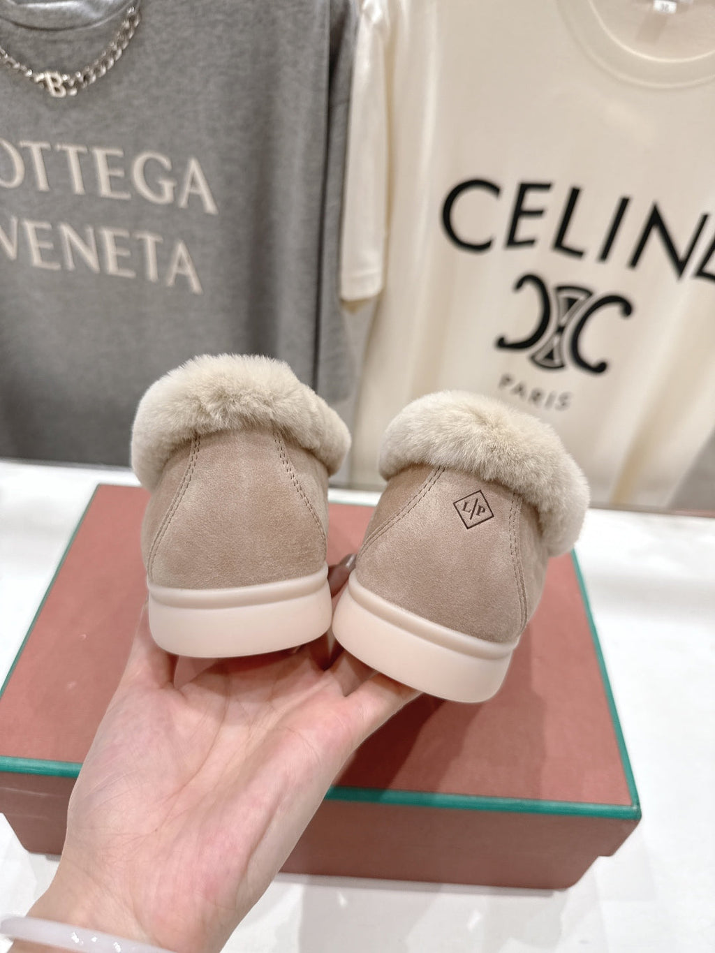 LP 25S SUMMER CHARMS WALK LOAFERS IN WARM TAUPE SUEDE AND FLEECE