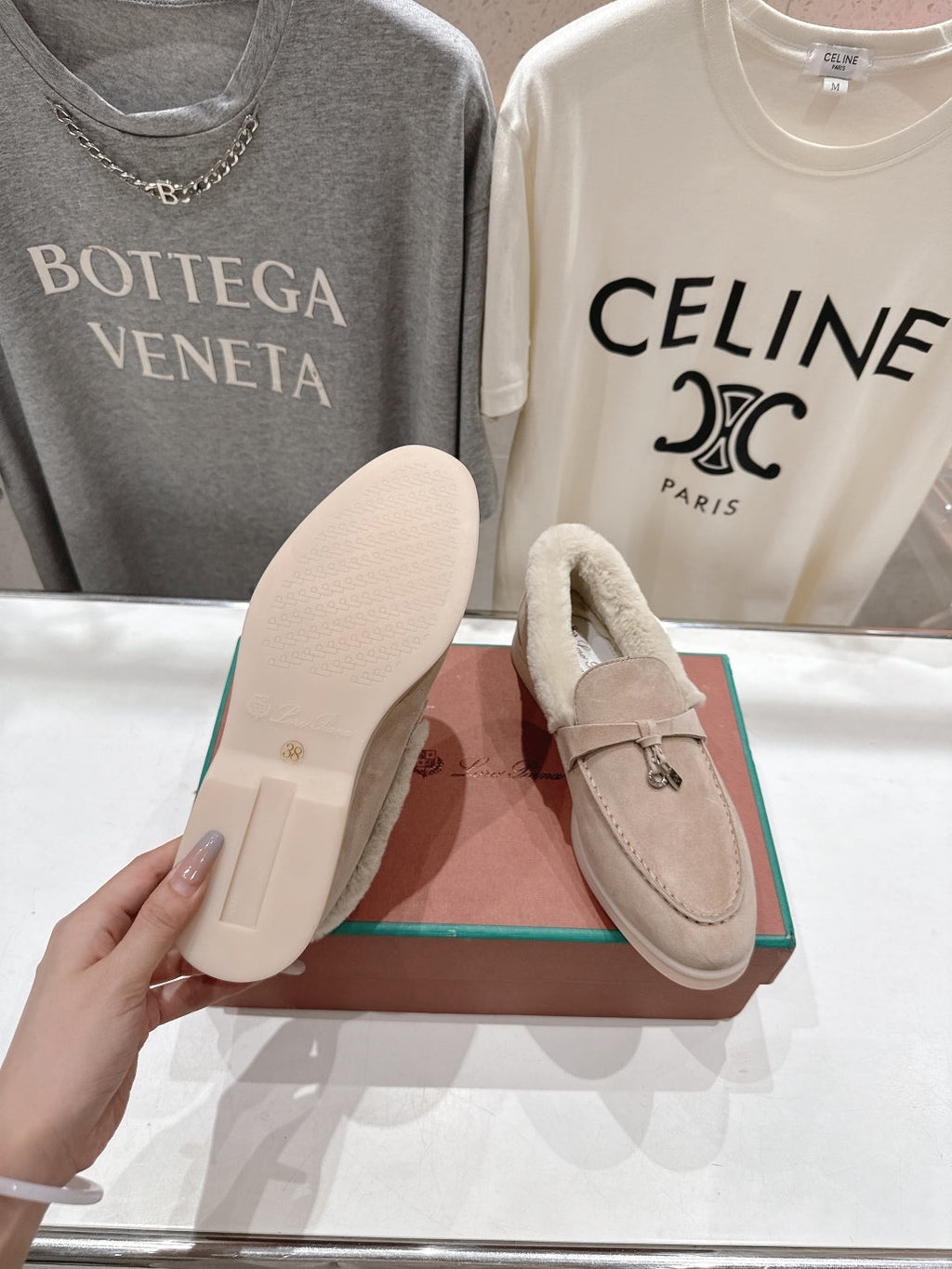 LP 25S SUMMER CHARMS WALK LOAFERS IN WARM TAUPE SUEDE AND FLEECE