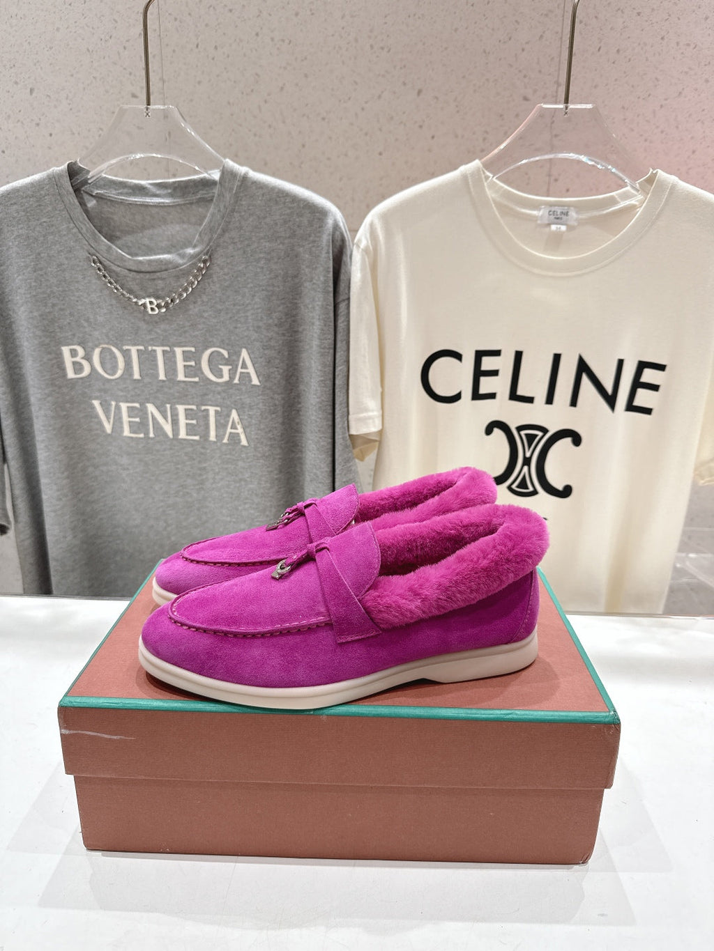 LP 25S SUMMER CHARMS WALK LOAFERS IN FUCHSIA SUEDE AND FLEECE