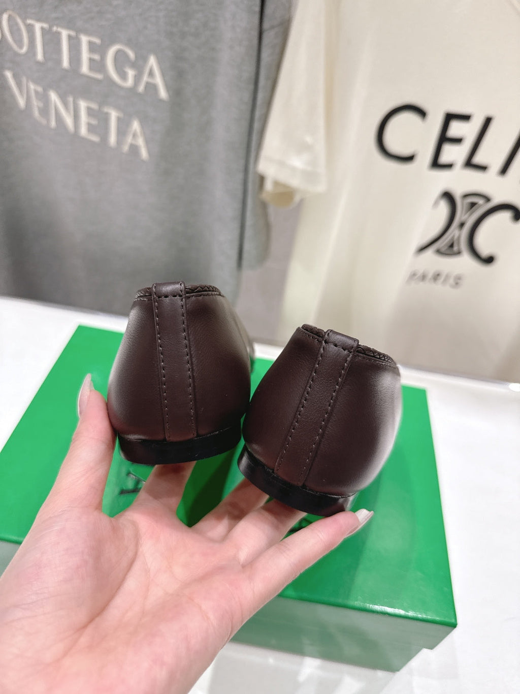 BOTTEGA VENETA 26S BALLET FLATS IN DARK BROWN LAMBSKIN