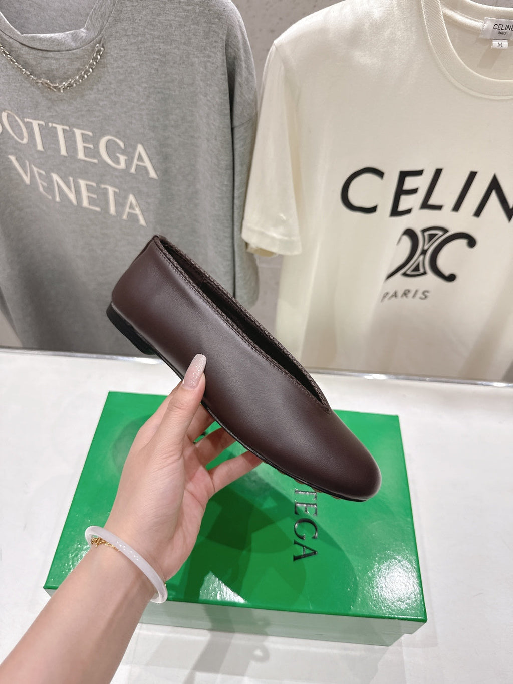 BOTTEGA VENETA 26S BALLET FLATS IN DARK BROWN LAMBSKIN