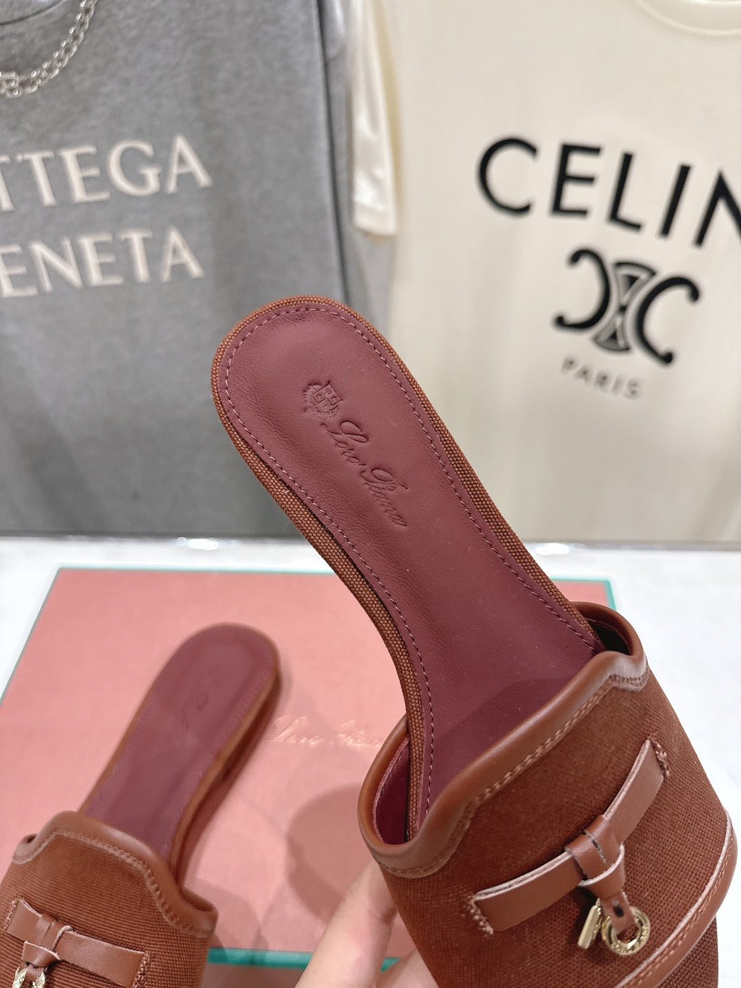 LP 26S SLIDES IN DARK BROWN CANVAS AND CALFSKIN