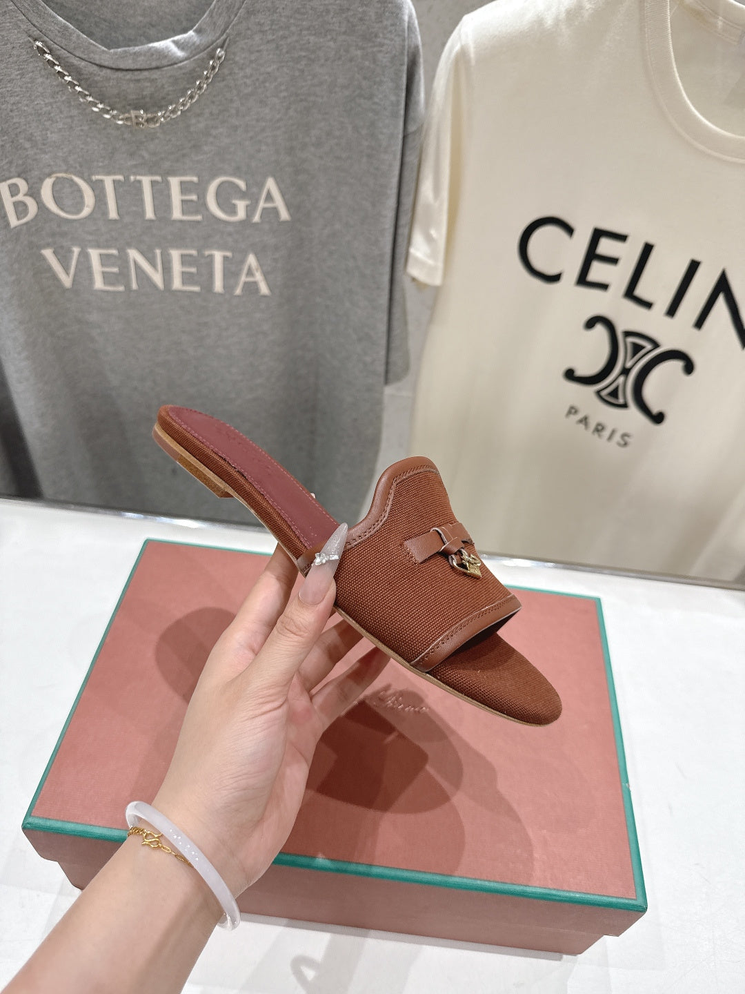 LP 26S SLIDES IN DARK BROWN CANVAS AND CALFSKIN