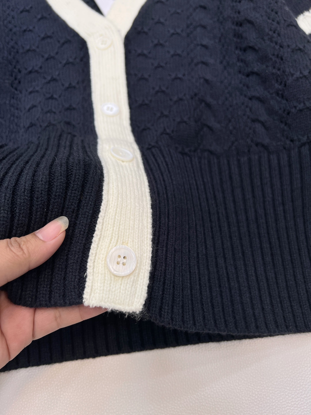 THOM 26S CARDIGAN 810995