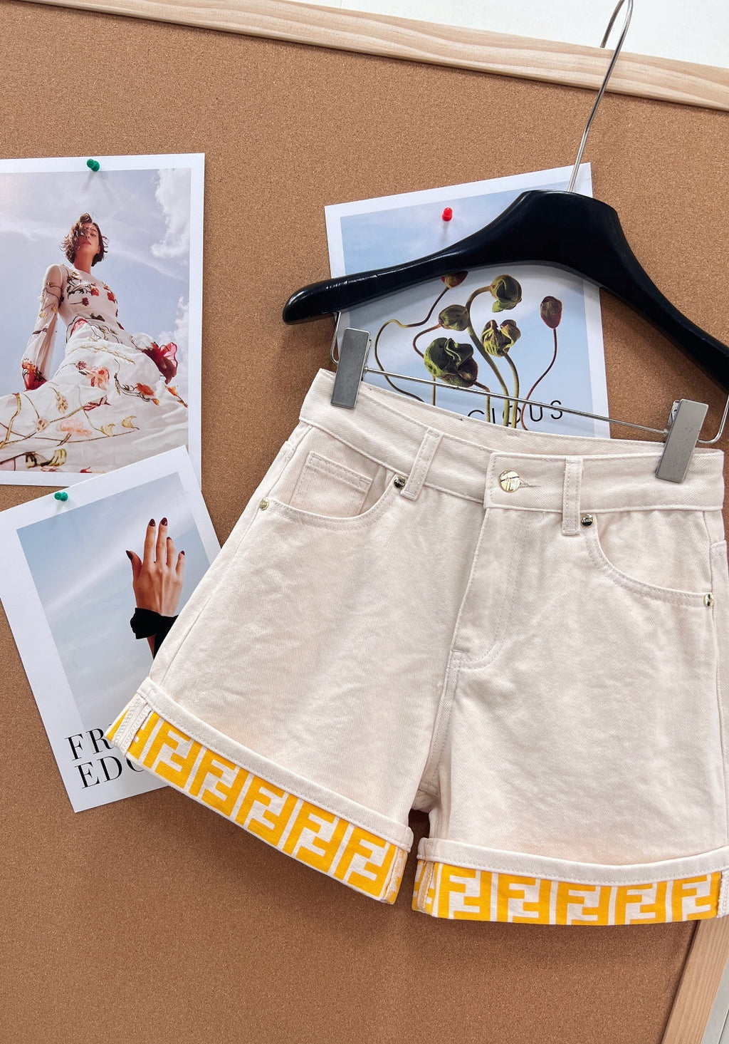 FENDI 26S SHORTS 071
