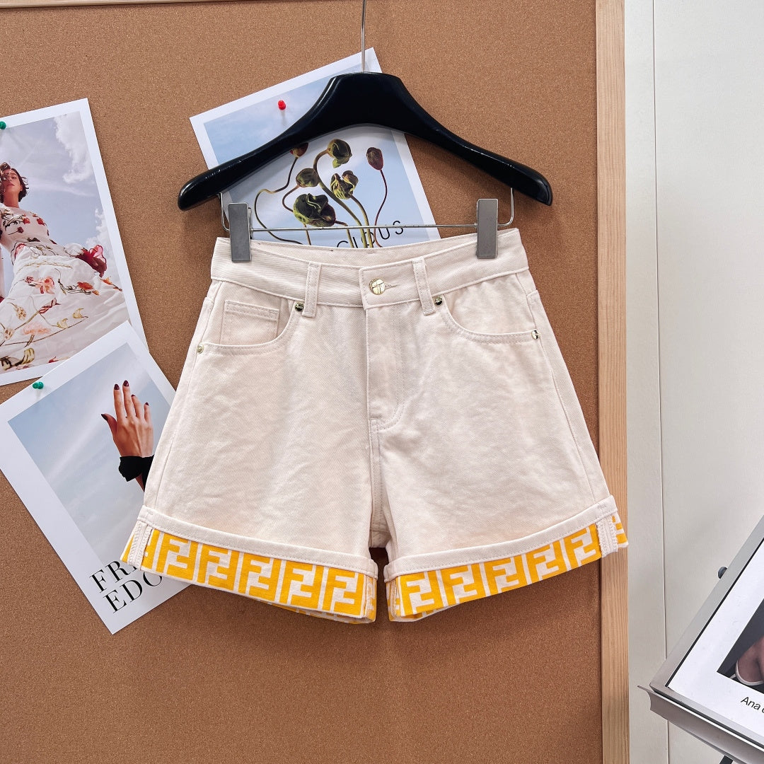 FENDI 26S SHORTS 071