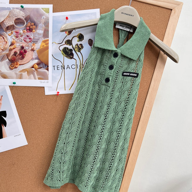 MIUMIU 26S SLEEVELESS KNIT COLLARED TOP STYLE 1105