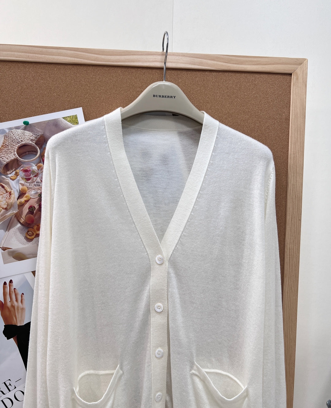 GUCCI 26S V-NECK KNIT CARDIGAN 326