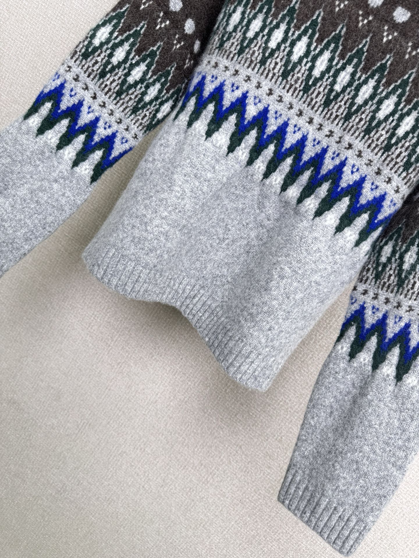 DIOR 25S SWEATER STYLE 194