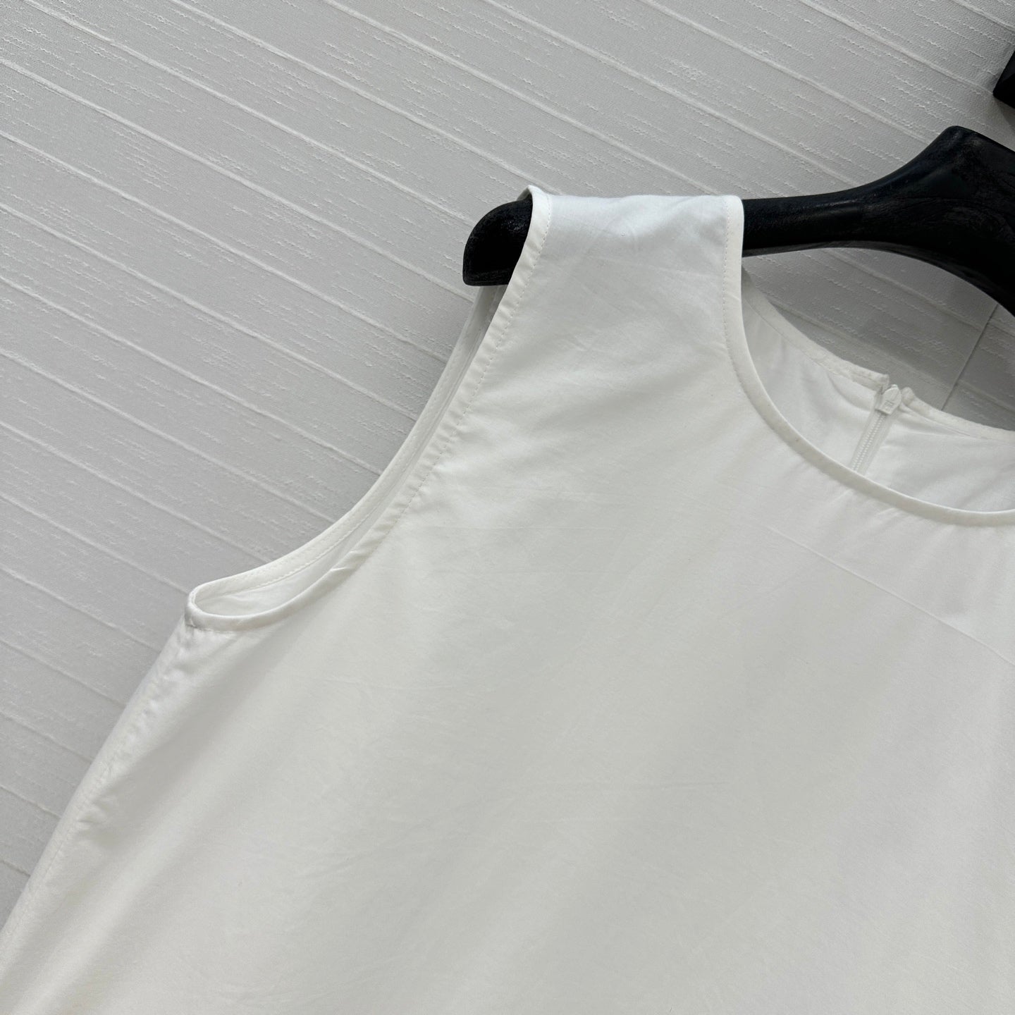 VALENTINO WHITE SLEEVELESS MINI DRESS 276151
