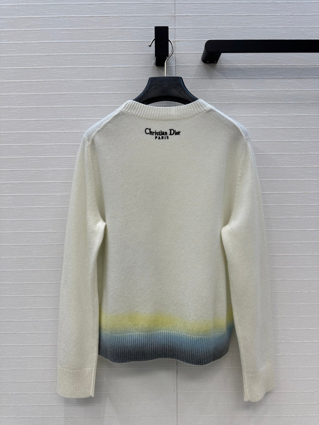 DIOR CASHMERE SWEATER WITH FLORAL EMBROIDERY 276200